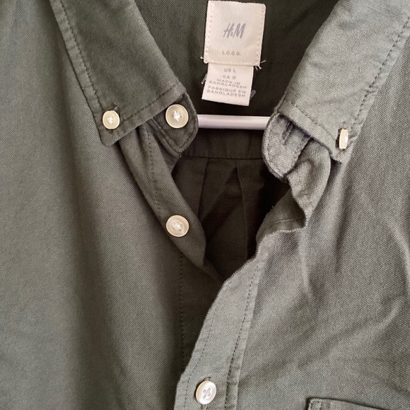 🌵SOLD🌵Olive Button Down Shirt - Picture 2 of 3